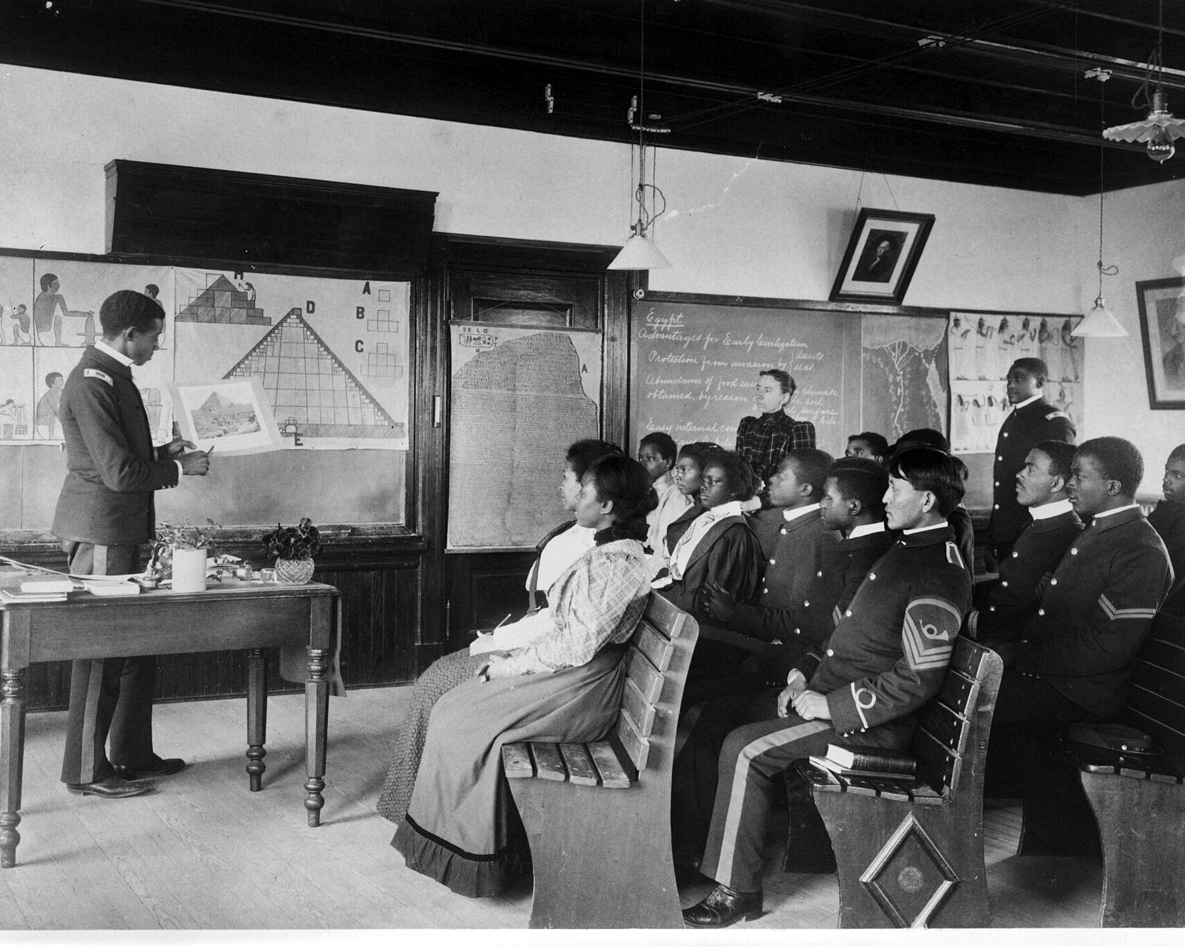 Ancient history class, Hampton Institute, 1899.